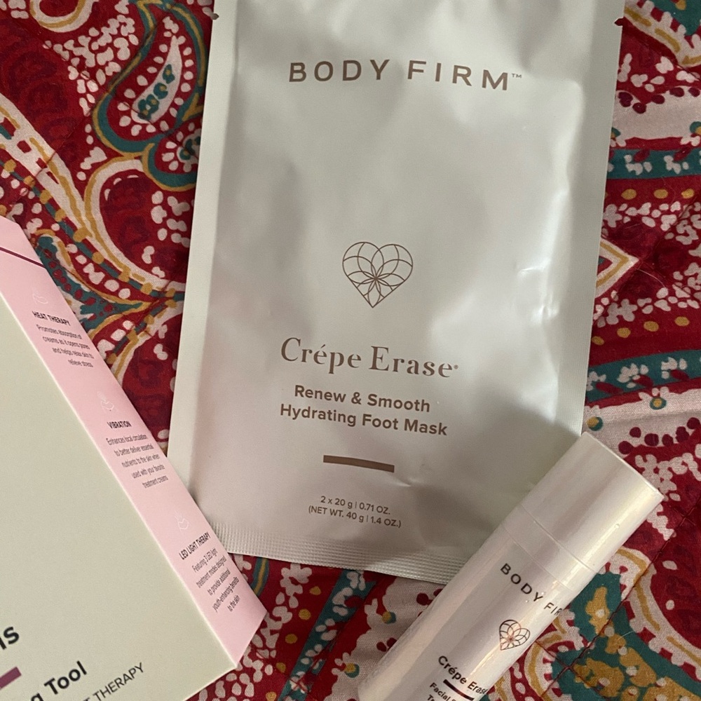 Body Firm Skin Revitalizing Set NIP - Picture 7 of 8